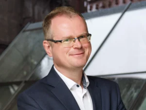 Marek Jakubík
